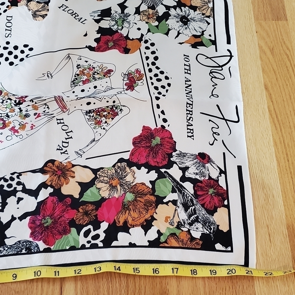 Diane Freis Vintage 1988 10th Anniversary Scarf - Picture 8 of 8